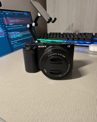 Sony ZV-E10 + Microfono e Treppiede