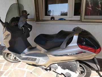 scooter Piaggio X8 