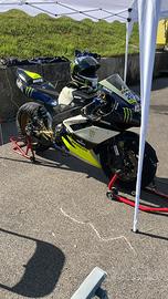 R1 2007 pronto pista