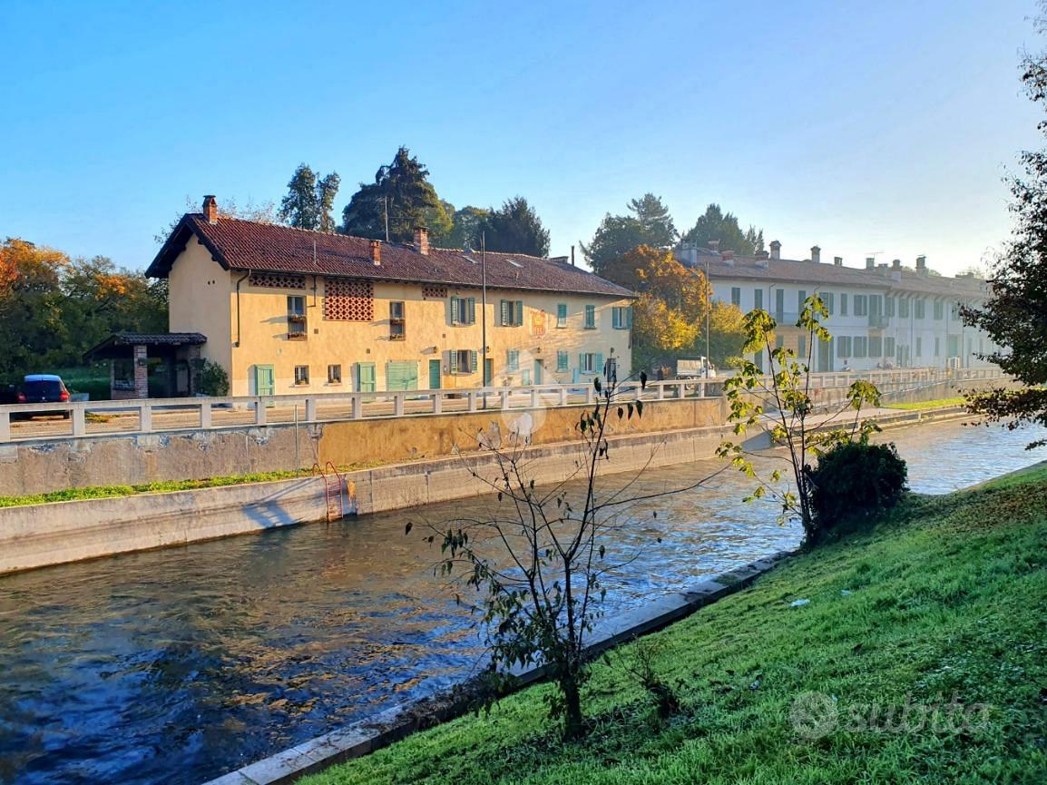 2 LOCALI A ROBECCO SUL NAVIGLIO - Altro