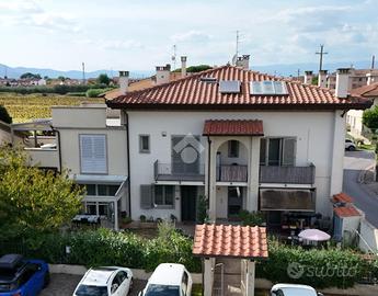 5 LOCALI A CAMPI BISENZIO