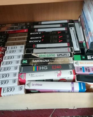 VHS lotto di 68 cassette