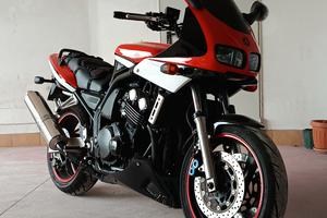 Yamaha Fazer 600