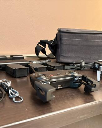 Drone  DJI MAVIC AIR MORE COMBO
