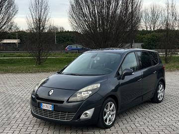 Renault Scenic Grand Scénic 1.9 dCi/130CV Serie Sp