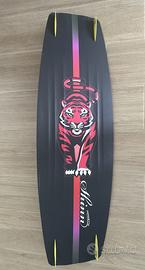 Tavola Kitesurf SHINN Monkette 132x39,5cm