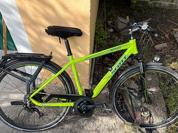 bici elettrica della scott