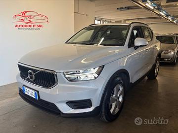 Volvo XC40 1.5 BENZ T2 GREY-PARI AL NUOVO-