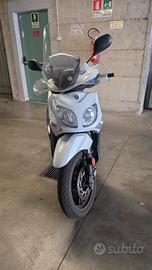 scooter  Yamaha 