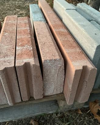 Cordoli di cemento 20 cm altezza