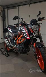 KTM Duke 390 2015