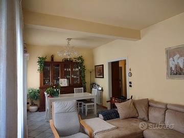 Terratetto ristrutturato indipendente con resede