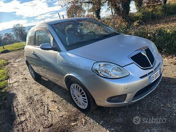 Lancia Ypsilon 1.2 Argento