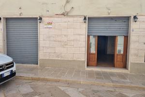 Locale commerciale a mottola