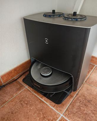 Ecovacs Deebot X1 Omni  GUASTO