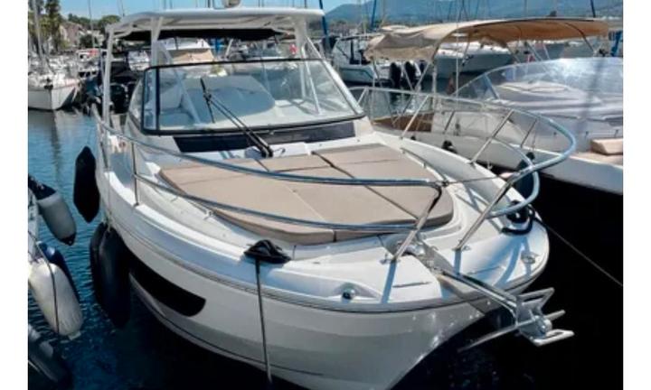 Jeanneau Cap Camarat 10.5 WA del 2016