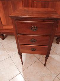Comodino 3 cassetti
