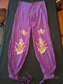 Pantaloni con tessuti di Bali