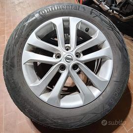 Cerchi in lega e pneumatici per Nissan