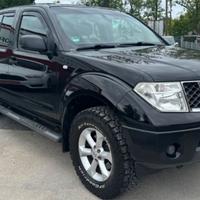 NISSAN NAVARA D40 