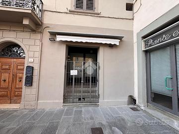 NEGOZIO A SAN GIOVANNI VALDARNO