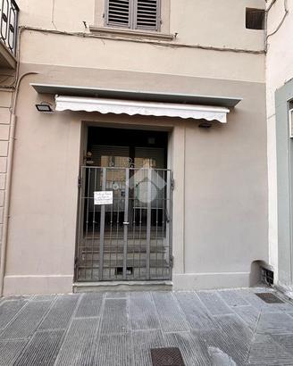 NEGOZIO A SAN GIOVANNI VALDARNO