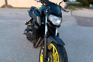 Yamaha MT07 35kw patente A2