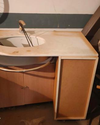  mobile bagno con marmo rosa euro 