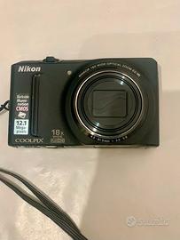 Macchina fotografica Nikon Coolpix S9100