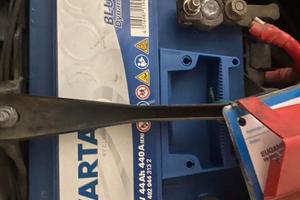 Batteria Varta B18 12V 44Ah 440A