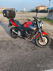 Suzuki GSR 600 -2008 