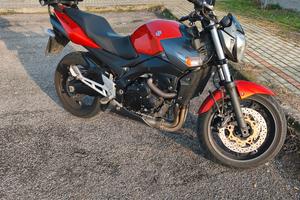 Suzuki GSR 600 -2008 