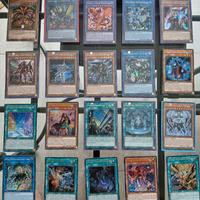 set di carte yu-gi-oh 