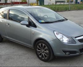 ? opel corsa 1.2 benzina