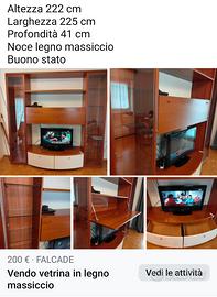 Vetrina in legno massiccio