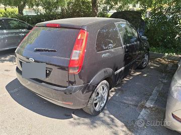 fiesta 1400 16v automatica  difetto al cambio