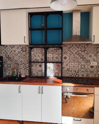 Cucina con Elettodomestici