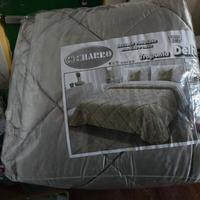 trapunta matrimoniale,marca charro,tessuto,€70