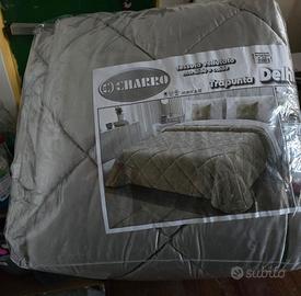 trapunta matrimoniale,marca charro,tessuto,€70