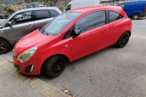 Opel corsa 2012