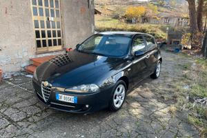 Alfa Romeo 147 1.9 JTDm Diesel - 5 porte - nero