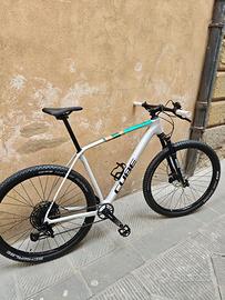 Cube Reaction C:62 ONE CARBON MTB Nuova front XL