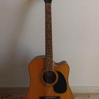 Chitarra acustica amplificabile Cort