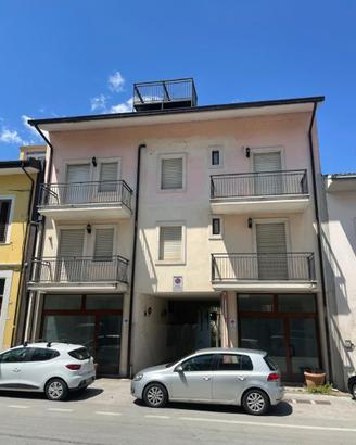 Edificio in centro Castel di Sangro Via P. Napoli
