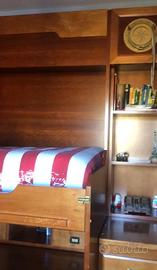 Camera da letto in legno massello