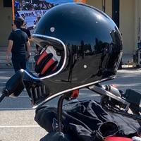 Casco cafe racer