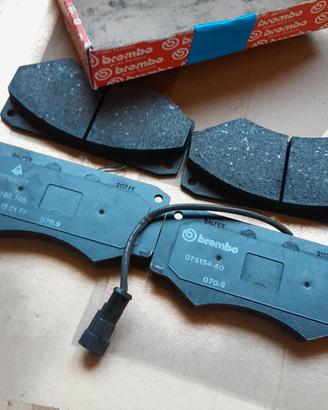 pastiglie anteriori BREMBO per iveco Daily