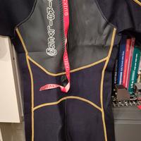 Muta estiva per windsurf con guantini e scarpette