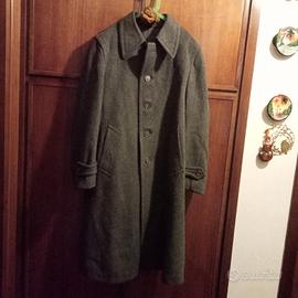 cappotto grigio scuro