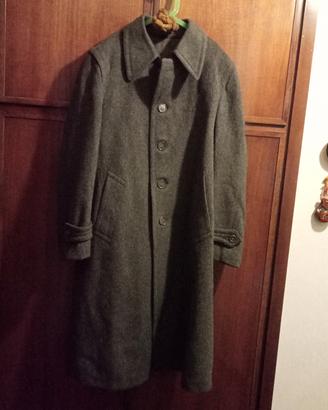 cappotto grigio scuro